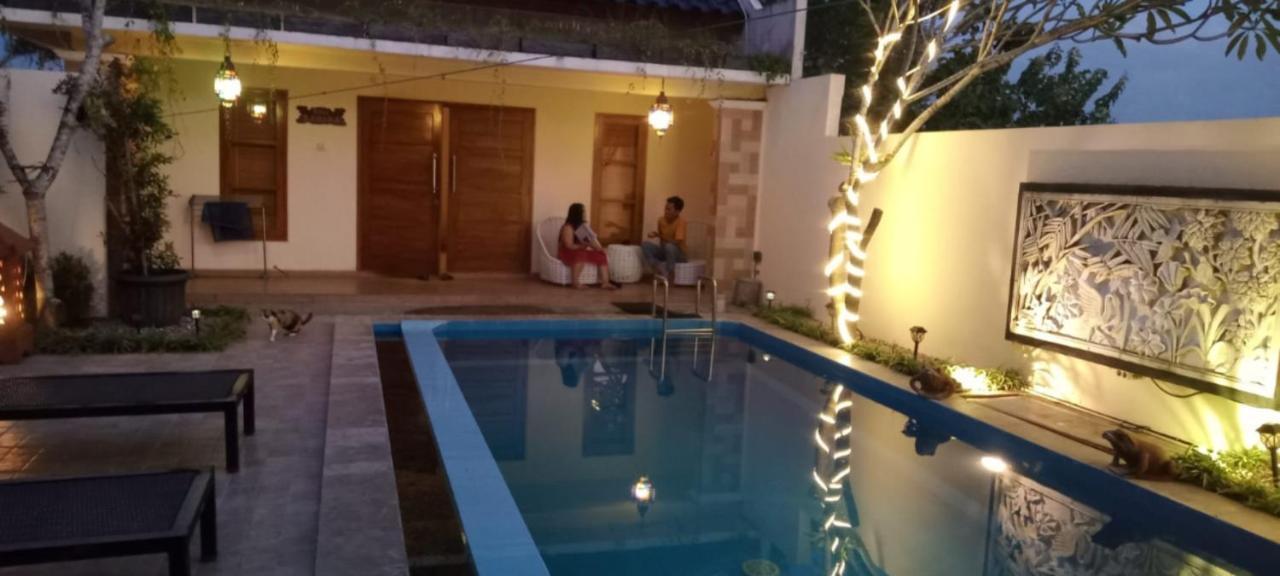 Rosseno Villa Jogjacarta Exterior foto