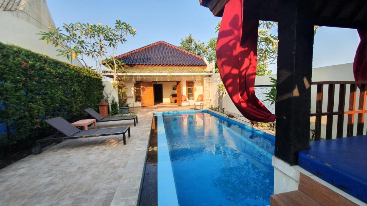 Rosseno Villa Jogjacarta Exterior foto